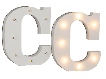 LED megvilágítású fa C betű